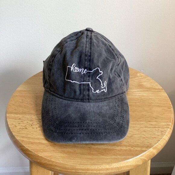 David and Young Accessories - Massachusetts Home Adjustable Cotton Hat by David & Young OSFM